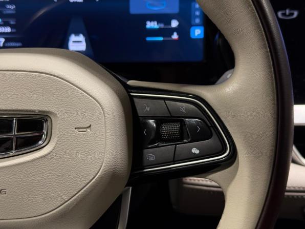 Geely Xingyue L I с пробегом 2022 года, цена 2 629 000 рублей, 58309 км, внедорожник, Автокод Объявления