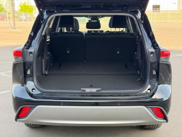 Toyota Highlander IV (XU70) с пробегом 2026 года, цена 5 050 000 рублей, 12 км, внедорожник, Автокод Объявления