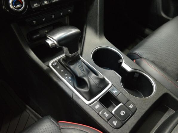 Kia Sportage IV Рестайлинг с пробегом 2021 года, цена 2 450 000 рублей, 123000 км, внедорожник, Автокод Объявления