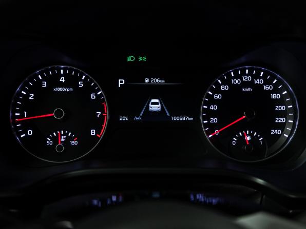 Kia Cerato IV Рестайлинг с пробегом 2022 года, цена 2 199 700 рублей, 100684 км, седан, Автокод Объявления