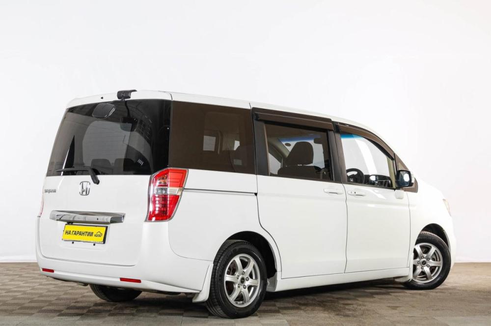Honda Stepwgn IV Рестайлинг Тюмень  - изображение 7