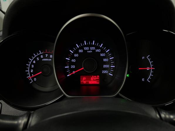 Kia Rio III Рестайлинг с пробегом 2015 года, цена 999 000 рублей, 190000 км, седан, Автокод Объявления