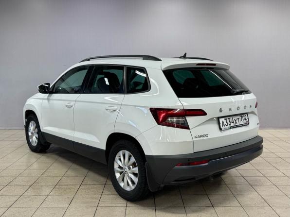 Skoda Karoq I с пробегом 2020 года, цена 2 290 000 рублей, 122732 км, внедорожник, Автокод Объявления