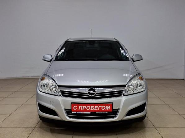 Opel Astra H Рестайлинг с пробегом 2011 года, цена 530 000 рублей, 202126 км, седан, Автокод Объявления