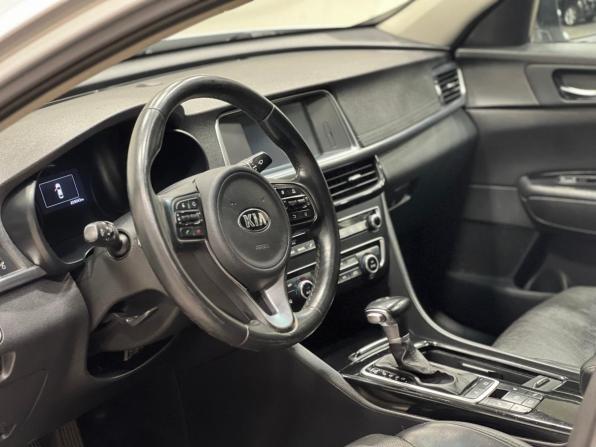 Kia Optima IV с пробегом 2018 года, цена 1 279 000 рублей, 208000 км, седан, Автокод Объявления