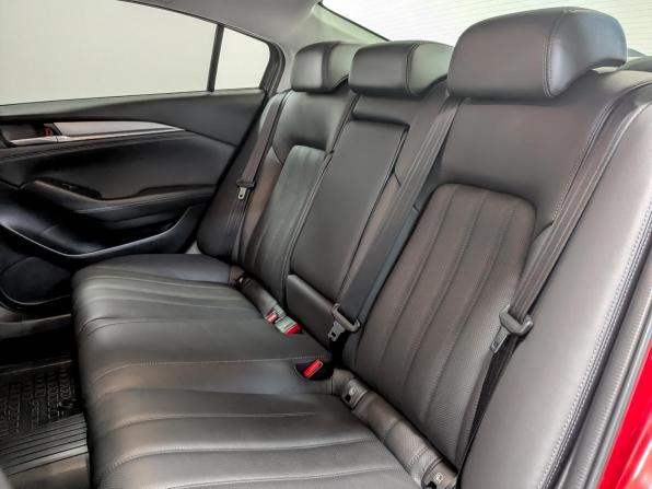Mazda 6 III (GJ) Рестайлинг 2 с пробегом 2021 года, цена 2 795 000 рублей, 56261 км, седан, Автокод Объявления
