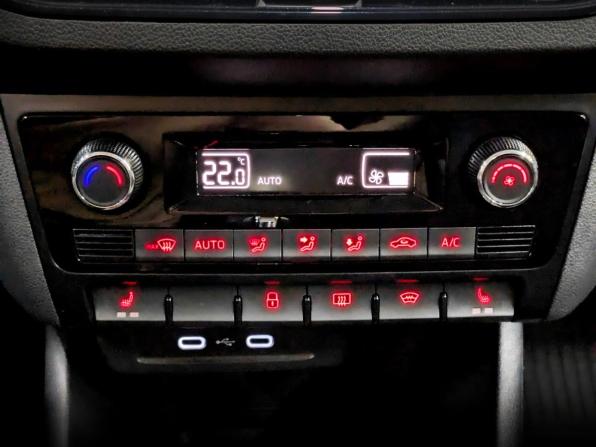 Volkswagen Polo VI с пробегом 2020 года, цена 1 615 000 рублей, 30149 км, лифтбек, Автокод Объявления