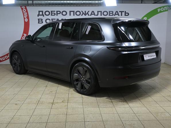Li Auto (Lixiang) L9 I Рестайлинг с пробегом 2024 года, цена 7 350 000 рублей, 48944 км, внедорожник, Автокод Объявления