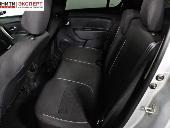 Renault Sandero II Рестайлинг с пробегом 2019 года, цена 1 567 000 рублей, 76112 км, хэтчбек, Автокод Объявления