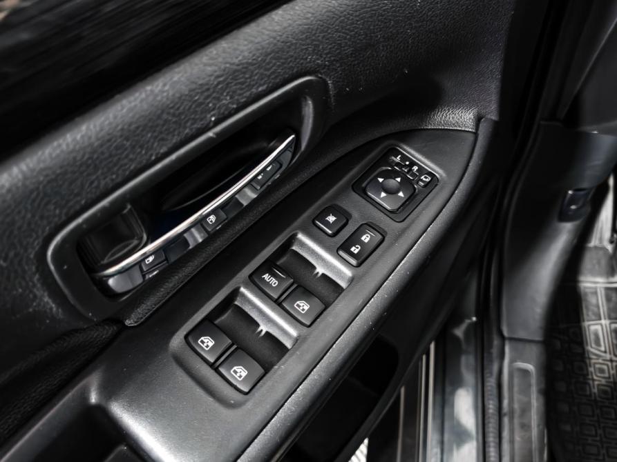 Mitsubishi Outlander III Рестайлинг 2 Санкт-Петербург  - изображение 10