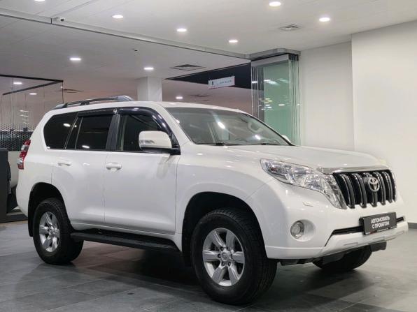 Toyota Land Cruiser Prado 150 Series Рестайлинг 1 с пробегом 2014 года, цена 3 250 000 рублей, 229534 км, внедорожник, Автокод Объявления