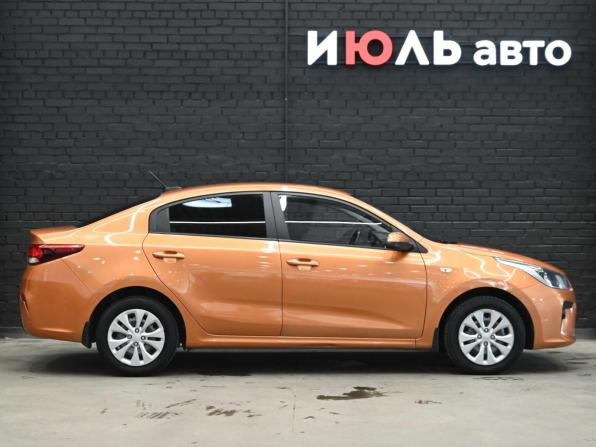Kia Rio IV с пробегом 2017 года, цена 1 240 000 рублей, 195979 км, седан, Автокод Объявления