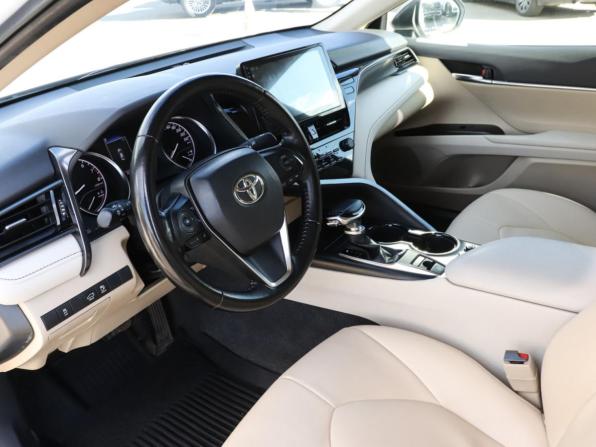 Toyota Camry VIII (XV70) Рестайлинг с пробегом 2022 года, цена 3 250 000 рублей, 60755 км, седан, Автокод Объявления