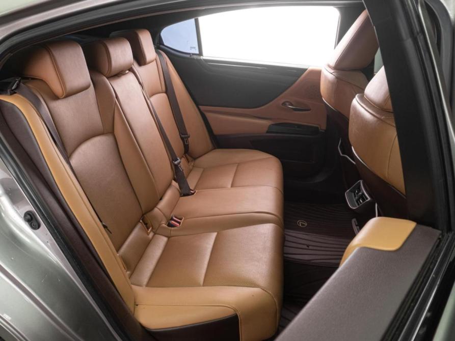 Lexus ES VII Тюмень  - изображение 19
