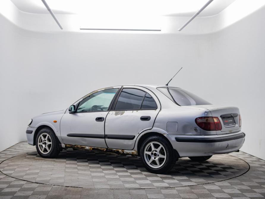 Nissan Almera II (N16) Москва  - изображение 7