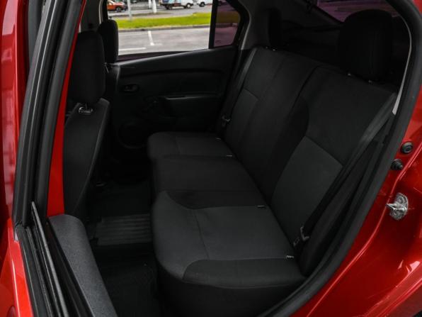 Renault Logan II с пробегом 2015 года, цена 629 000 рублей, 132944 км, седан, Автокод Объявления