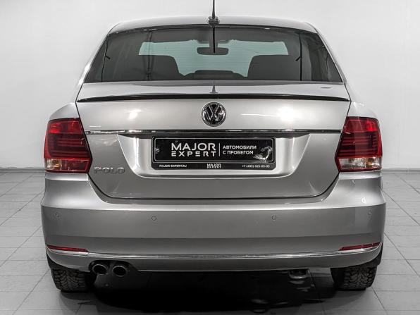 Volkswagen Polo V Рестайлинг с пробегом 2018 года, цена 1 340 000 рублей, 97515 км, седан, Автокод Объявления