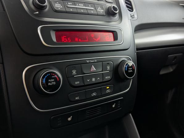 Kia Sorento II Рестайлинг с пробегом 2013 года, цена 1 625 000 рублей, 126097 км, внедорожник, Автокод Объявления