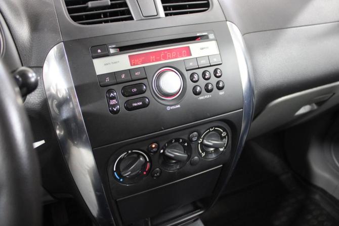 Suzuki SX4 I (Classic) Рестайлинг с пробегом 2010 года, цена 549 000 рублей, 215000 км, хэтчбек, Автокод Объявления