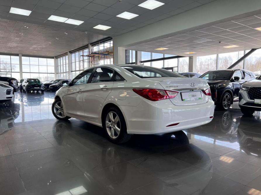 Hyundai Sonata VI (YF) Тверь  - изображение 6