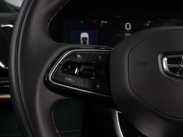 Geely Monjaro I с пробегом 2023 года, цена 3 199 000 рублей, 57100 км, внедорожник, Автокод Объявления