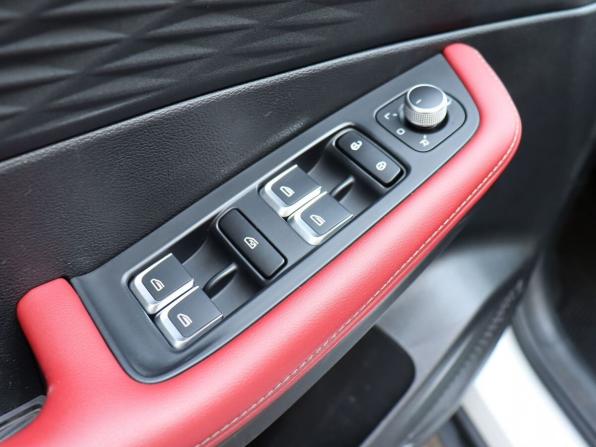 Geely Coolray I Рестайлинг с пробегом 2023 года, цена 2 200 000 рублей, 55265 км, внедорожник, Автокод Объявления