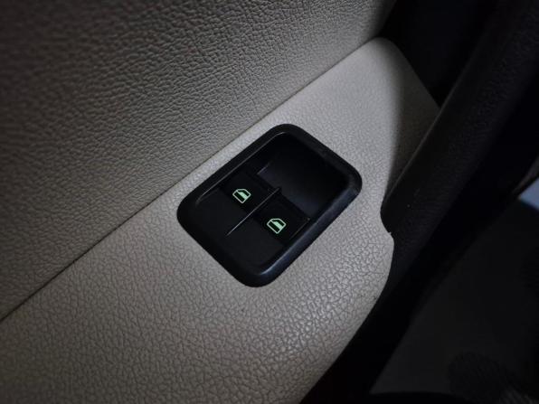 Skoda Yeti I Рестайлинг с пробегом 2016 года, цена 1 140 000 рублей, 230985 км, внедорожник, Автокод Объявления