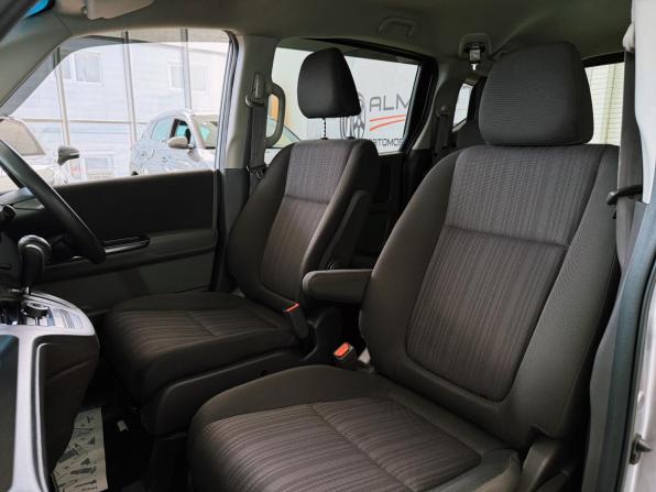 Honda Freed II с пробегом 2019 года, цена 1 600 000 рублей, 134000 км, компактвэн, Автокод Объявления