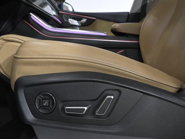 Audi Q8 I (4M) с пробегом 2020 года, цена 6 370 000 рублей, 128500 км, внедорожник, Автокод Объявления