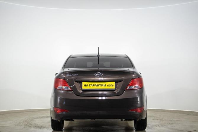 Hyundai Solaris I Рестайлинг с пробегом 2016 года, цена 999 000 рублей, 125622 км, седан, Автокод Объявления