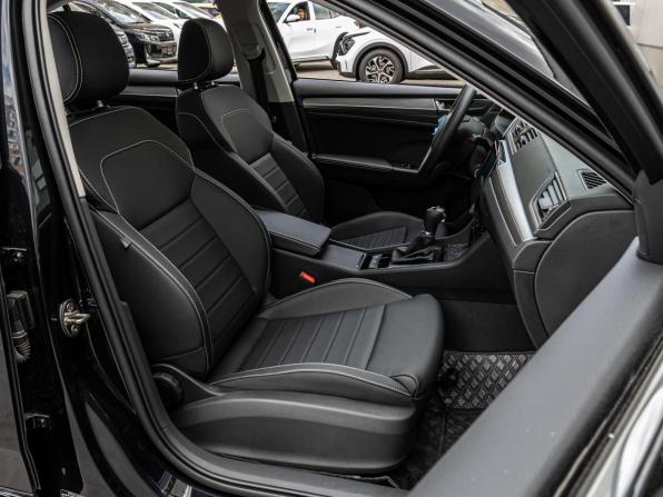 Skoda Superb III Рестайлинг с пробегом 2025 года, цена 3 200 000 рублей, 33 км, лифтбек, Автокод Объявления