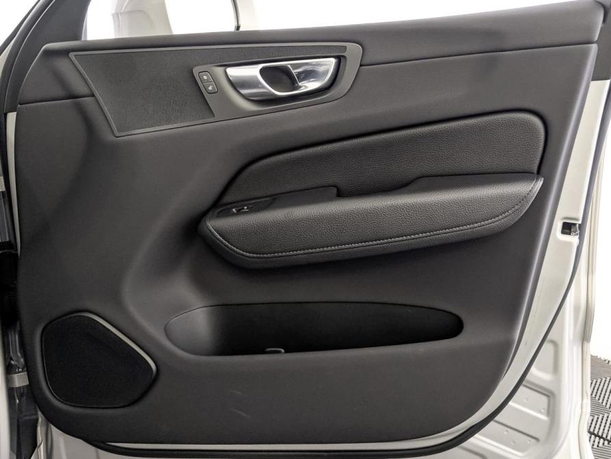 Volvo XC60 II Рестайлинг Москва  - изображение 25