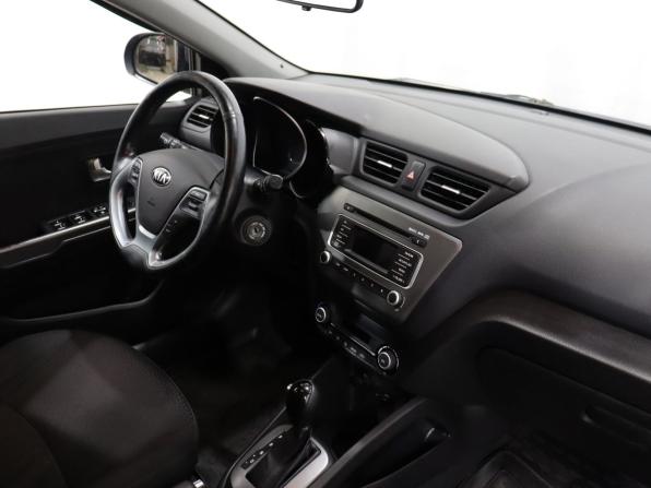 Kia Rio III Рестайлинг с пробегом 2016 года, цена 1 150 000 рублей, 105061 км, седан, Автокод Объявления