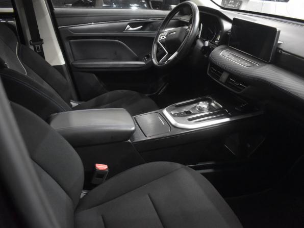 Haval Jolion I с пробегом 2022 года, цена 1 700 000 рублей, 51331 км, внедорожник, Автокод Объявления