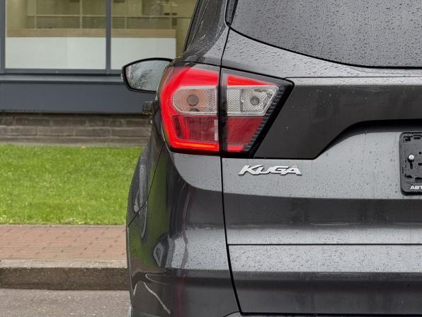 Ford Kuga II Рестайлинг с пробегом 2019 года, цена 1 649 000 рублей, 123459 км, внедорожник, Автокод Объявления