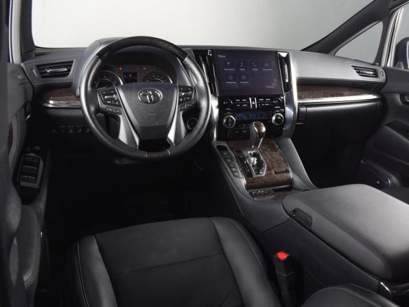 Toyota Alphard III Рестайлинг с пробегом 2021 года, цена 9 169 000 рублей, 39796 км, минивэн, Автокод Объявления
