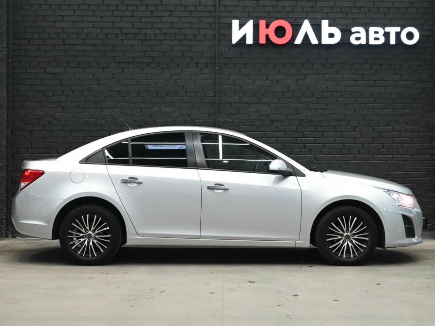 Chevrolet Cruze I Рестайлинг Екатеринбург  - изображение 9