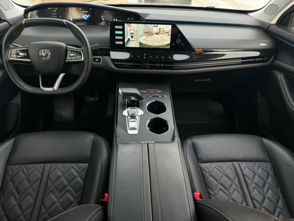 Changan UNI-K с пробегом 2023 года, цена 2 899 000 рублей, 50000 км, внедорожник, Автокод Объявления