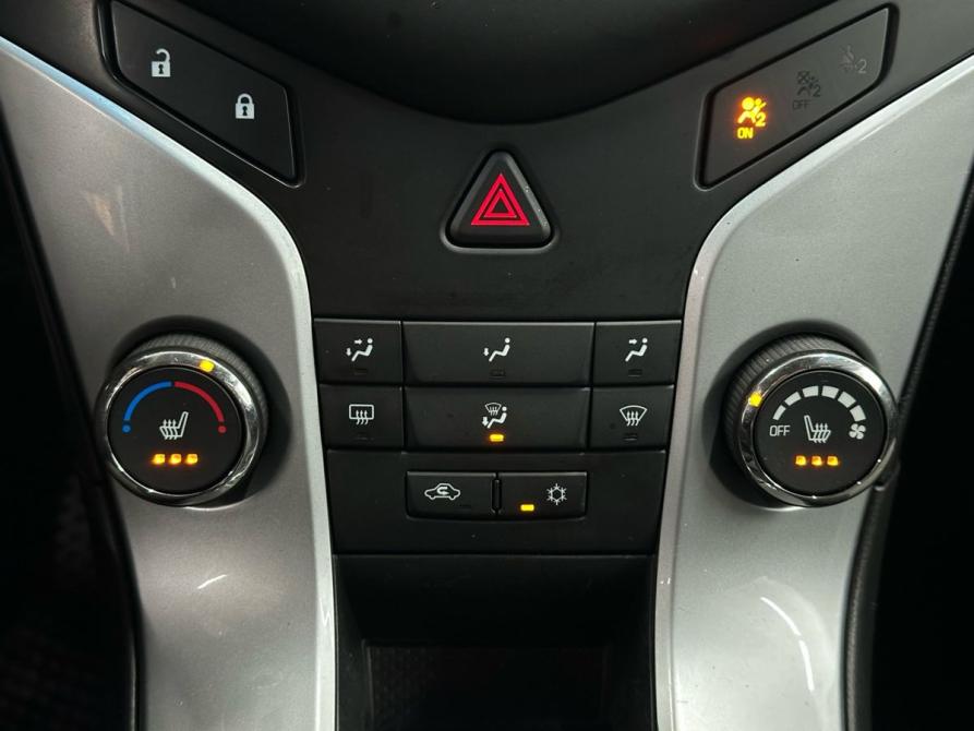 Chevrolet Cruze I Рестайлинг Ростов-на-Дону  - изображение 11