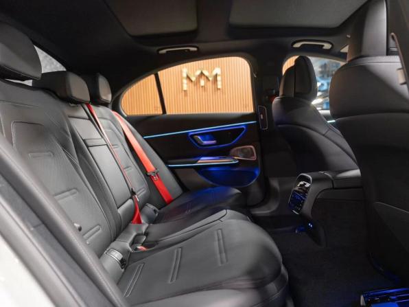Новый Mercedes-Benz E-Класс AMG VI (W214) 2025 года, цена 15 290 000 рублей, седан, Автокод Объявления