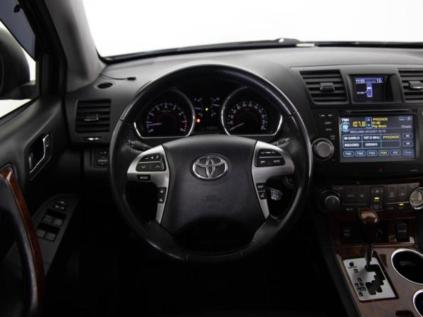 Toyota Highlander II (XU40) Рестайлинг с пробегом 2011 года, цена 1 749 000 рублей, 233040 км, внедорожник, Автокод Объявления