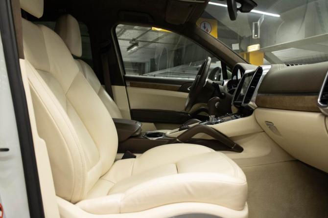 Porsche Cayenne II (958) с пробегом 2012 года, цена 2 399 000 рублей, 224283 км, внедорожник, Автокод Объявления