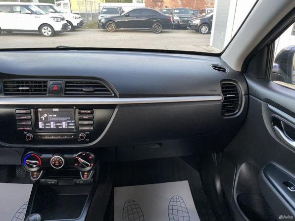 Kia Rio IV с пробегом 2018 года, цена 1 235 000 рублей, 126187 км, седан, Автокод Объявления