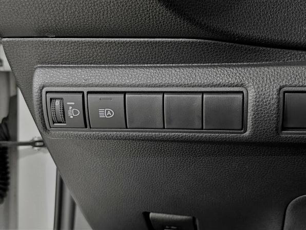 Toyota Corolla XII (E210) с пробегом 2023 года, цена 2 100 000 рублей, 45213 км, седан, Автокод Объявления