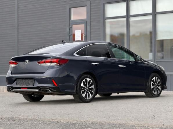Hyundai Sonata VII (LF) Рестайлинг с пробегом 2017 года, цена 1 785 000 рублей, 125000 км, седан, Автокод Объявления