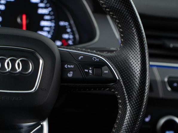 Audi Q7 II (4M) с пробегом 2017 года, цена 4 719 050 рублей, 152053 км, внедорожник, Автокод Объявления
