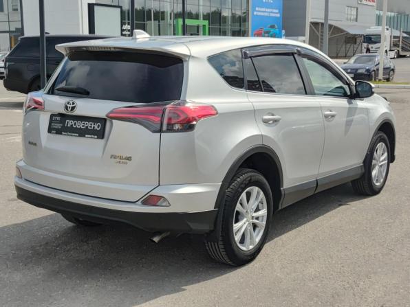 Toyota RAV4 IV (XA40) Рестайлинг с пробегом 2017 года, цена 2 040 000 рублей, 250462 км, внедорожник, Автокод Объявления