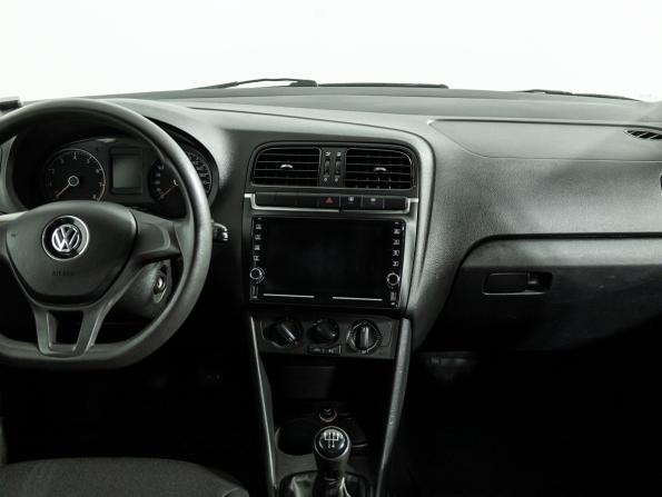 Volkswagen Polo V Рестайлинг с пробегом 2017 года, цена 879 700 рублей, 192273 км, седан, Автокод Объявления