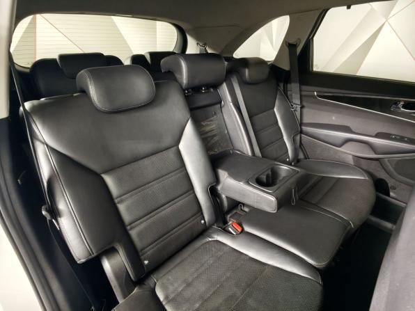 Kia Sorento III Prime с пробегом 2017 года, цена 2 409 000 рублей, 180778 км, внедорожник, Автокод Объявления