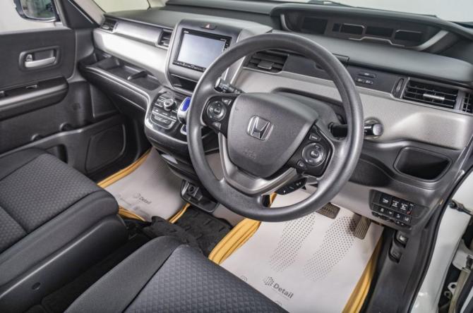 Honda Freed II с пробегом 2017 года, цена 1 439 000 рублей, 126000 км, компактвэн, Автокод Объявления